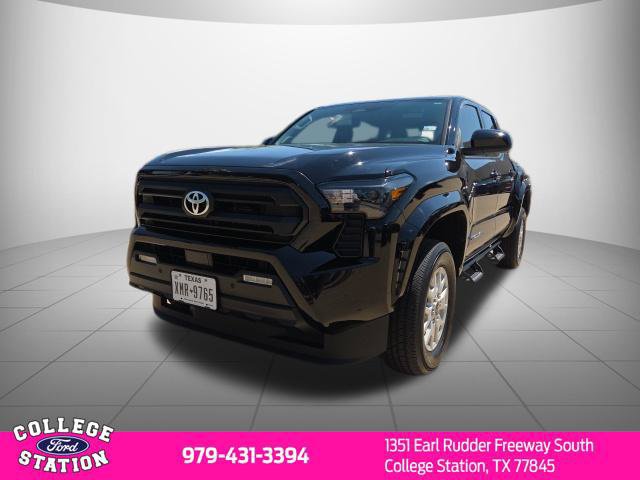 Used 2024 Toyota Tacoma SR5 AWD/4WD image 3