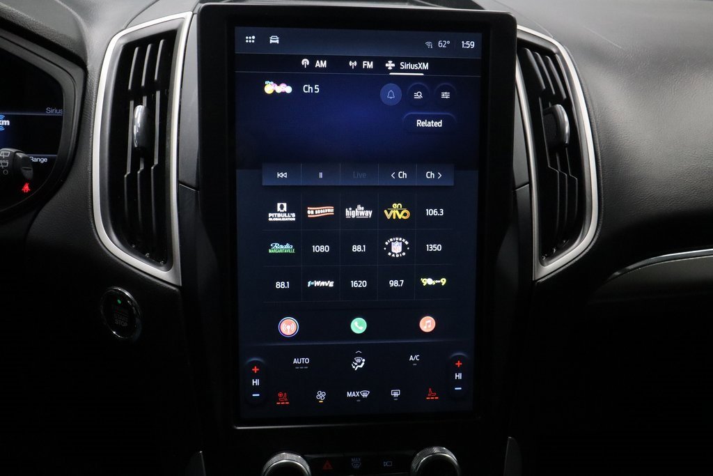 Certified 2022 Ford Edge SEL w/ Convenience Package image 2