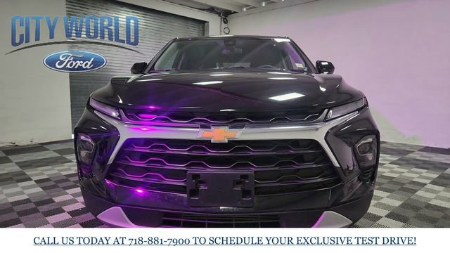 Used 2025 Chevrolet Blazer LT image 9