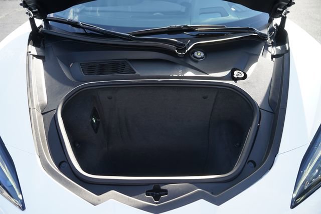 Used 2023 Chevrolet Corvette Stingray Preferred Cpe w/ Z51 Performance Package RWD image 31
