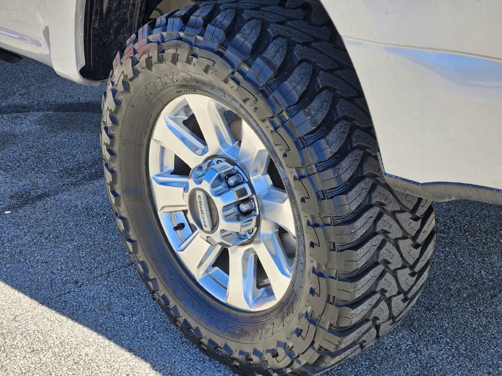 Certified 2022 Ford F250 Platinum AWD/4WD image 8