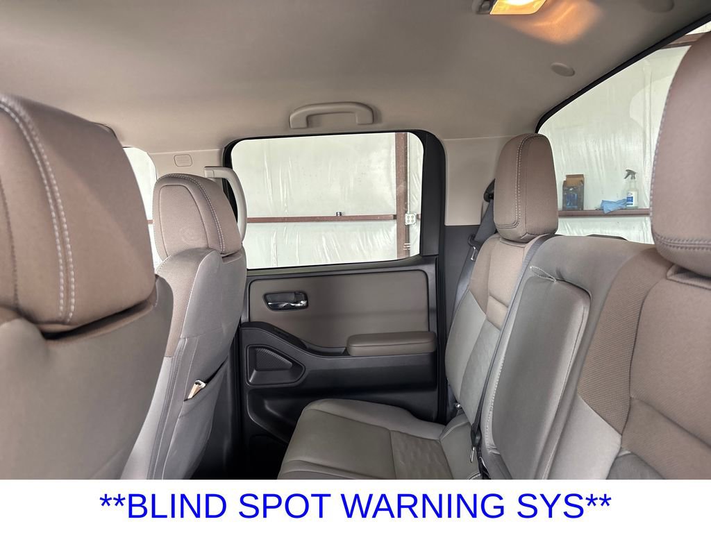 Used 2022 Nissan Frontier SV w/ Technology Package RWD image 13