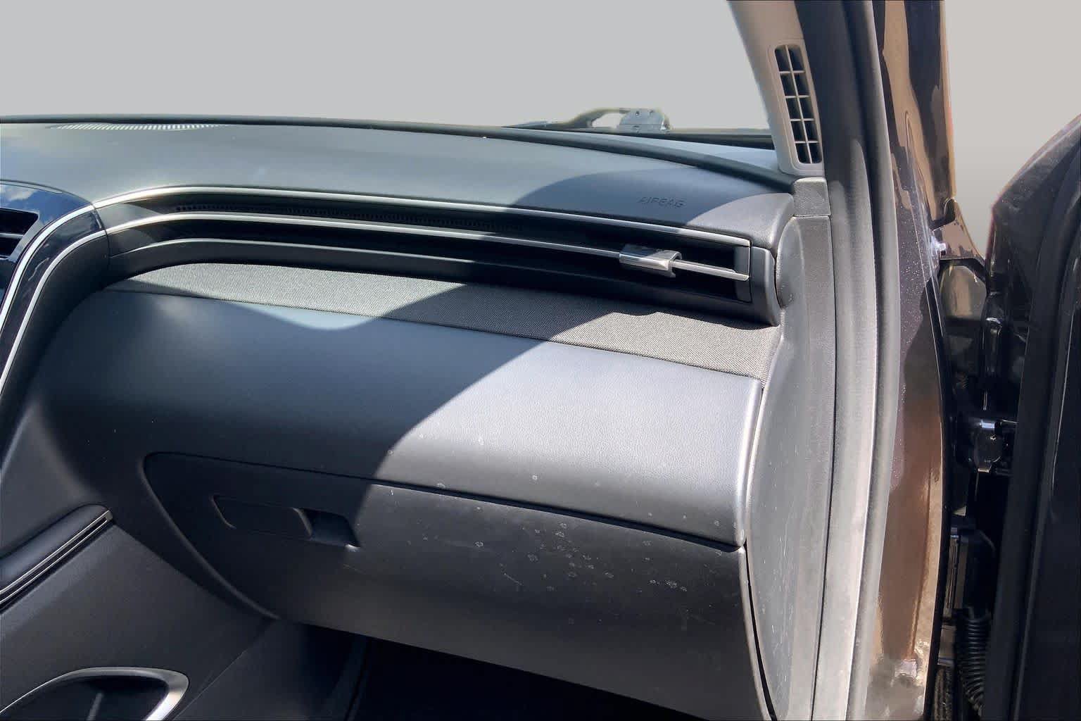 Used 2023 Hyundai Tucson Limited AWD/4WD image 19