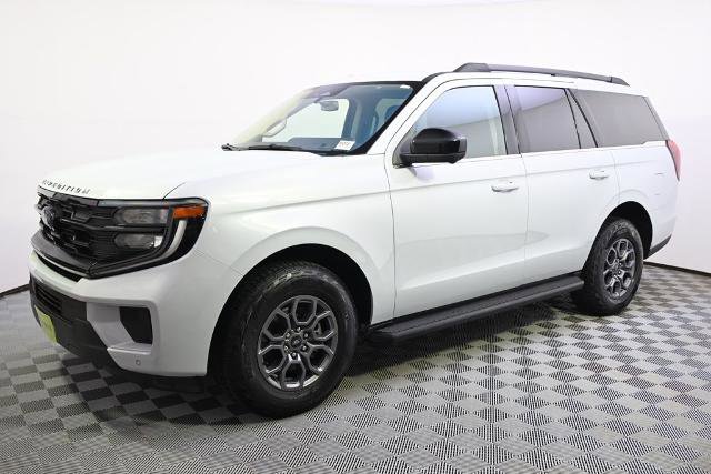 Certified 2025 Ford Expedition Active image 2