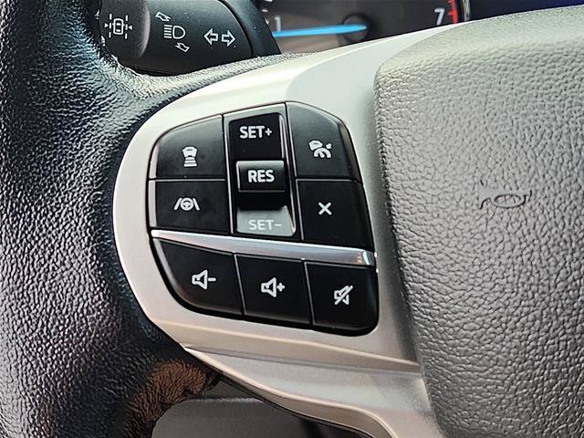 Certified 2022 Ford Explorer Limited w/ Limited Technology Package AWD/4WD image 22