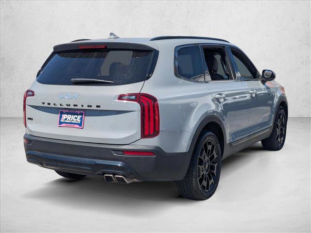 Used 2022 Kia Telluride SX w/ SX Prestige Package AWD/4WD image 3