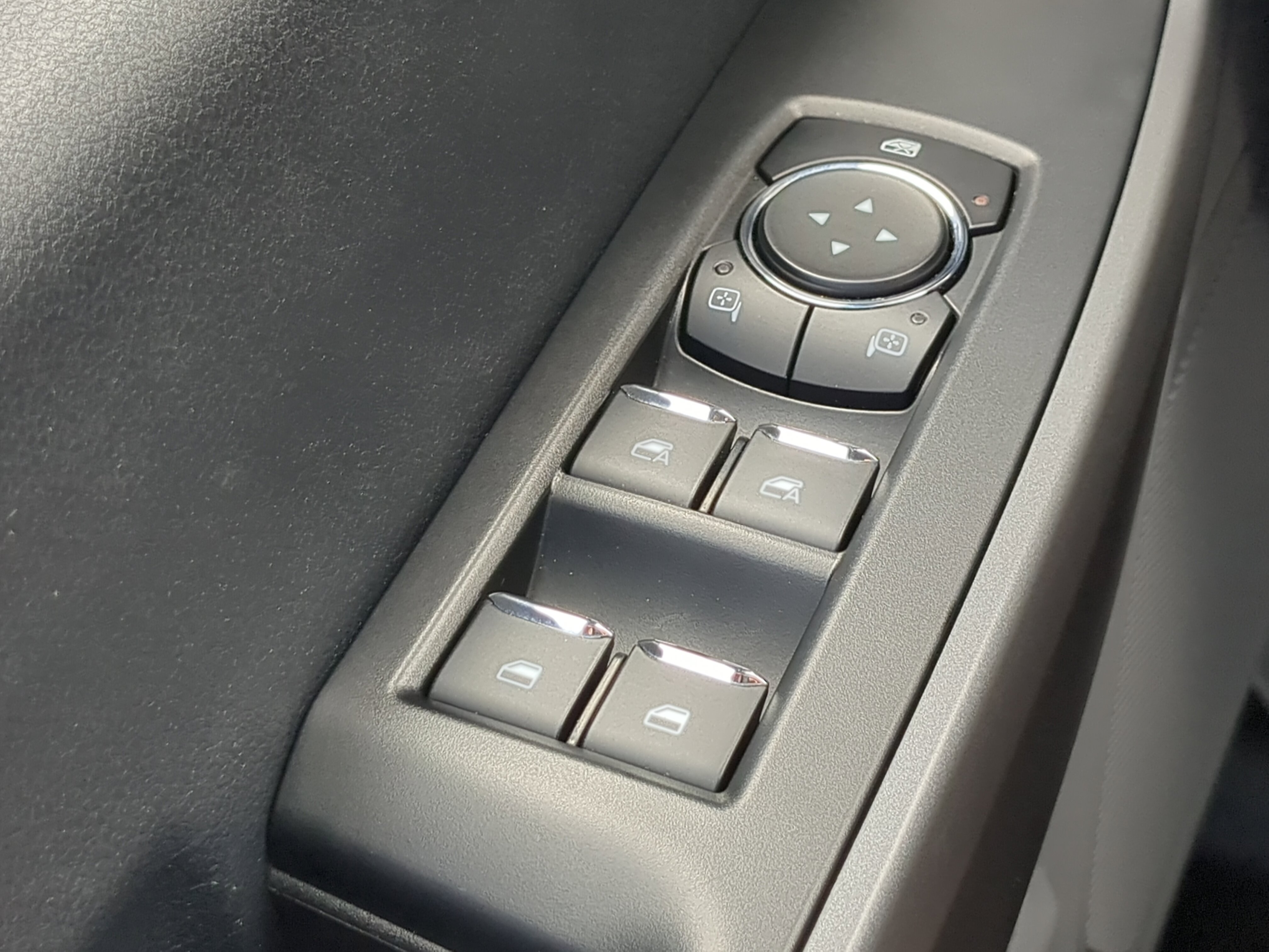 Certified 2025 Ford F250 XLT AWD/4WD image 21