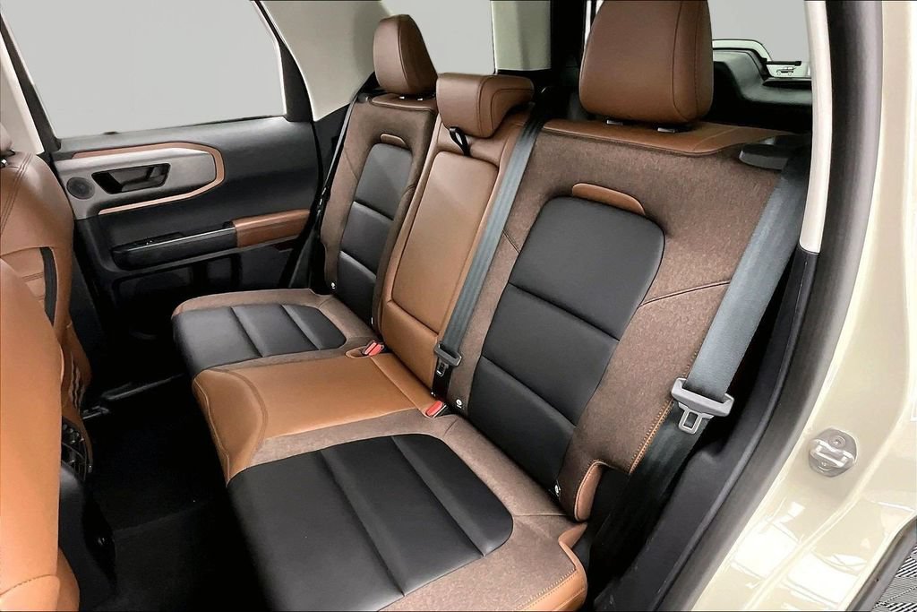 Certified 2025 Ford Bronco Sport Outer Banks w/ Outer Banks Tech Package+ AWD/4WD image 26