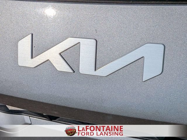 Used 2024 Kia Forte LXS FWD image 9