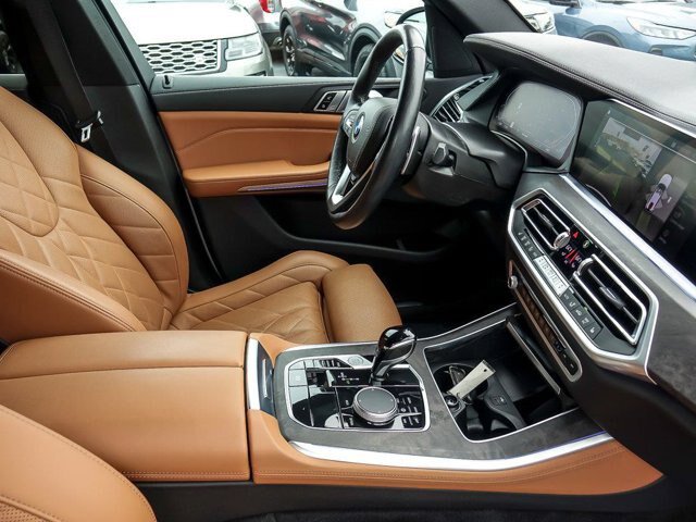 Used 2023 BMW X5 xDrive40i w/ Premium Package AWD/4WD image 37