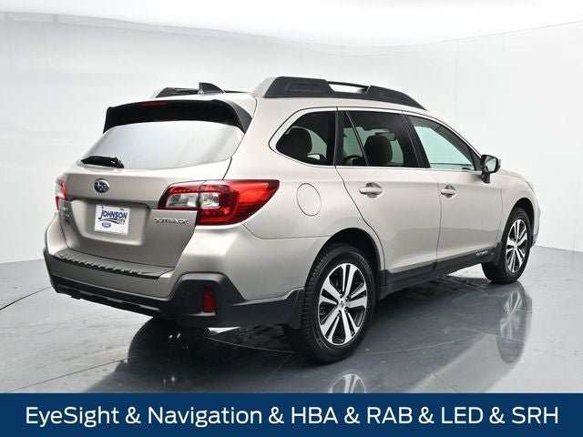 Used 2018 Subaru Outback 2.5i Limited AWD/4WD image 10