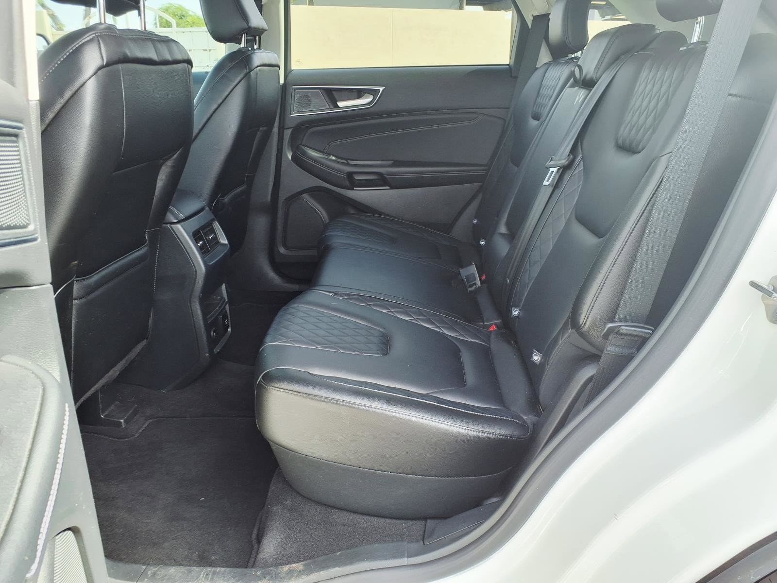 Certified 2024 Ford Edge Titanium AWD/4WD image 17