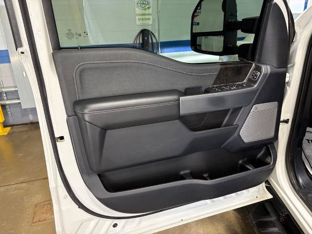 Certified 2023 Ford F250 4x4 Crew Cab Super Duty image 22
