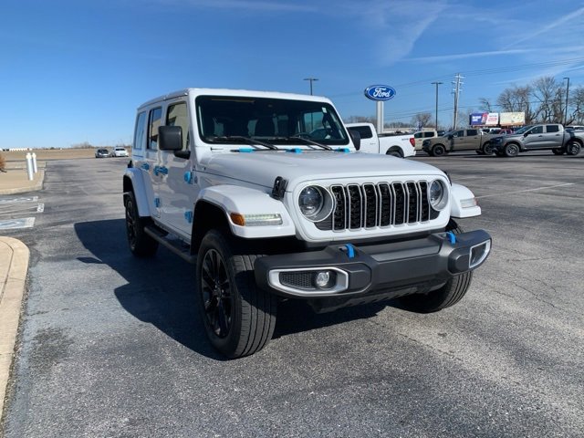 Used 2024 Jeep Wrangler Unlimited Sahara w/ Technology Group image 7