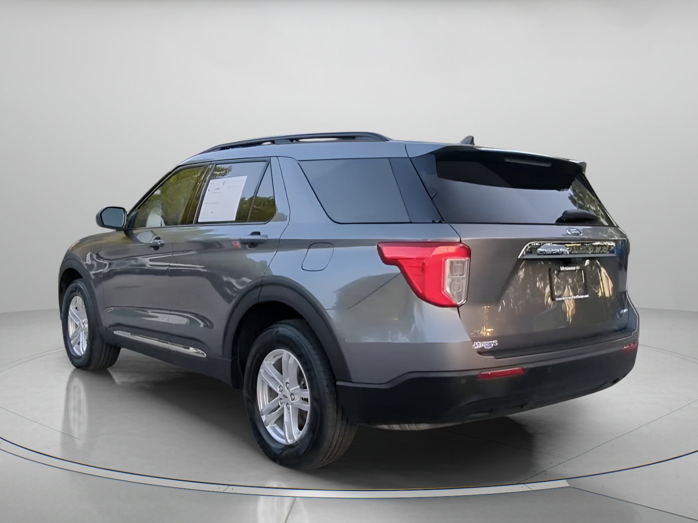 Certified 2023 Ford Explorer XLT AWD/4WD image 21