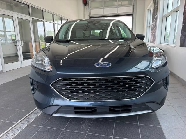 Certified 2022 Ford Escape SE w/ Convenience Package FWD image 2