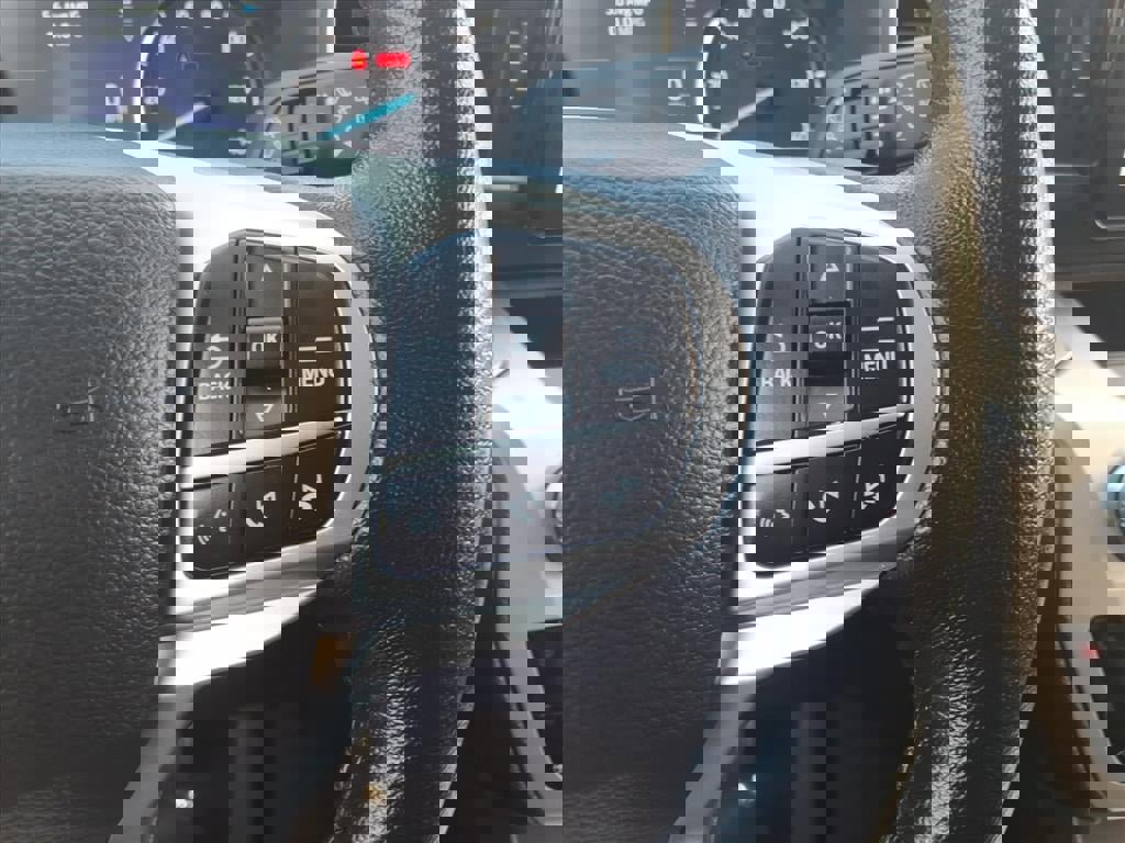 Certified 2022 Ford Explorer XLT w/ Equipment Group 202A image 26