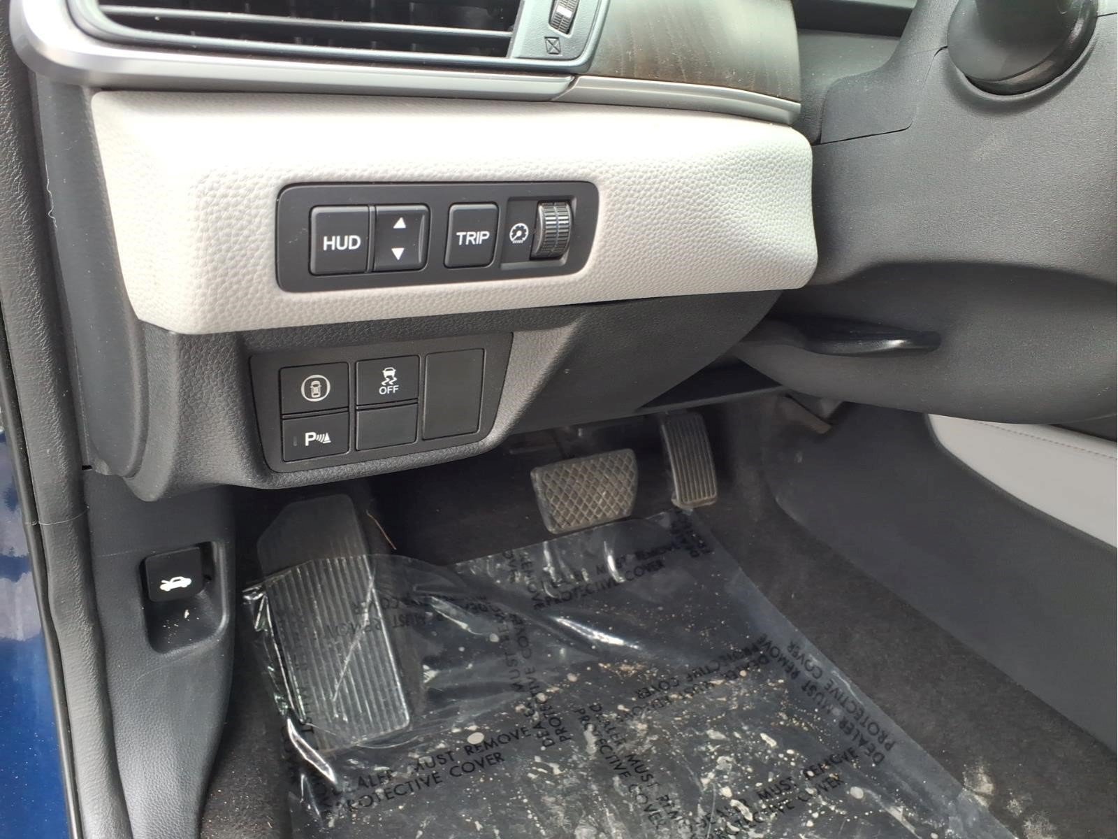 Used 2018 Honda Accord Touring image 22