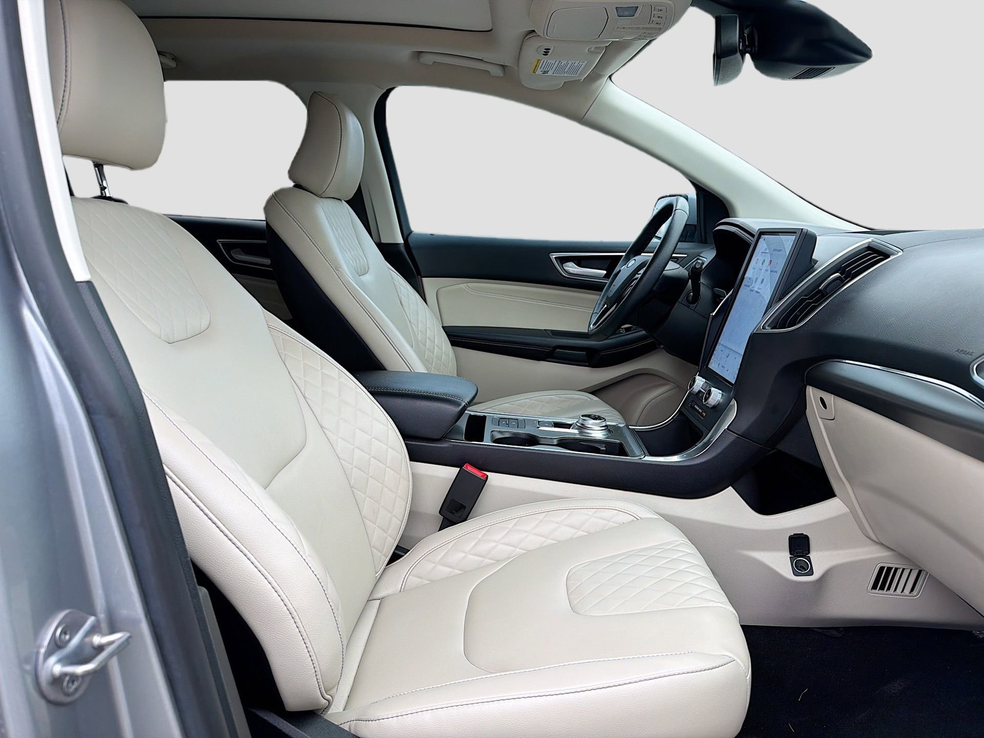 Certified 2023 Ford Edge Titanium AWD/4WD image 31