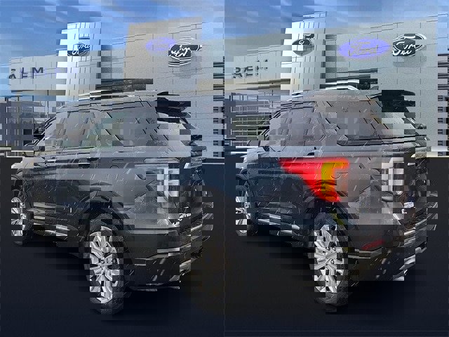 Certified 2023 Ford Explorer Limited w/ Limited Technology Package image 4