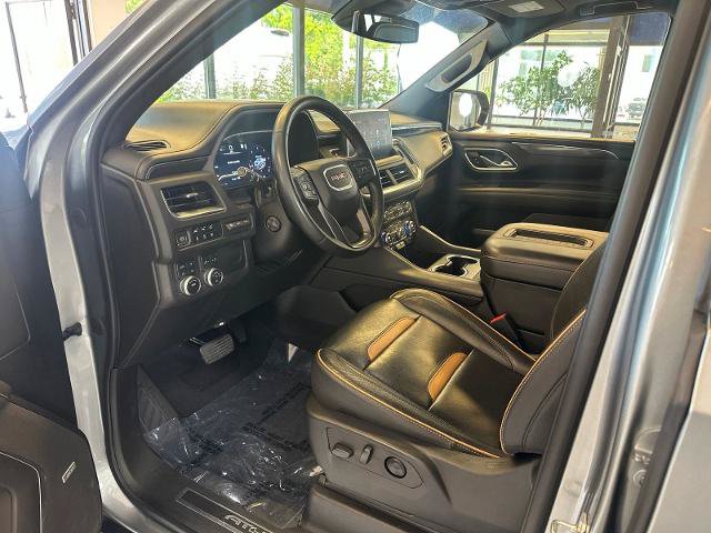 Used 2023 GMC Yukon XL AT4 w/ AT4 Premium Package AWD/4WD image 15
