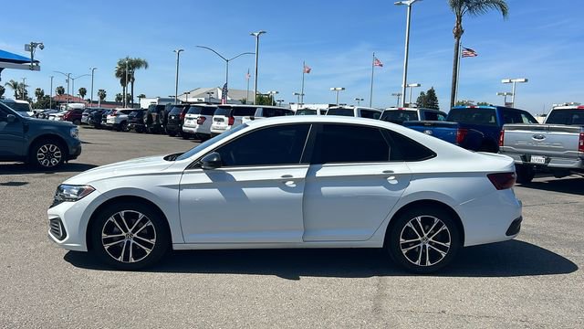 Used 2022 Volkswagen Jetta Sport FWD image 7