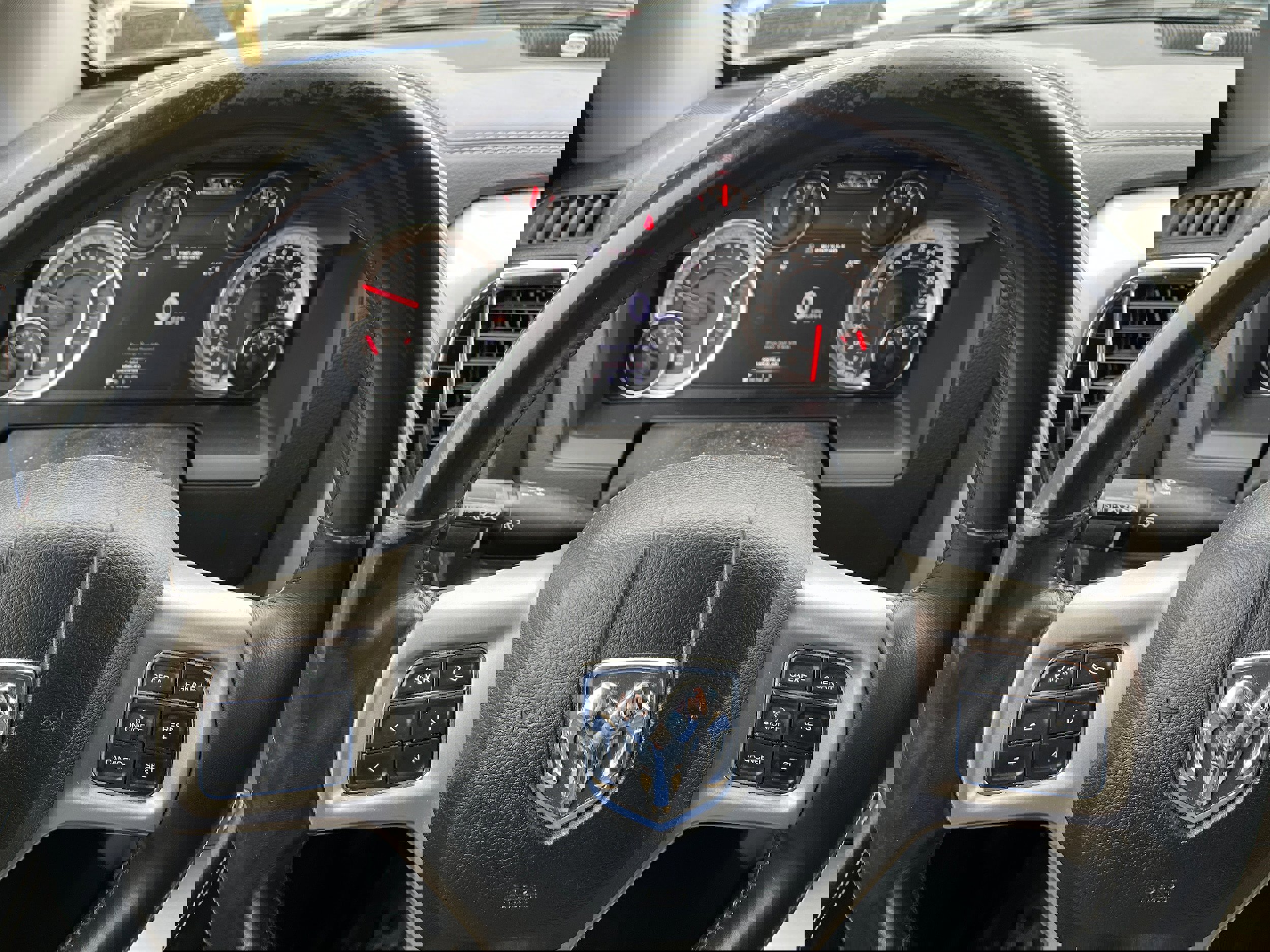 Used 2018 RAM 1500 Laramie w/ Convenience Group image 21