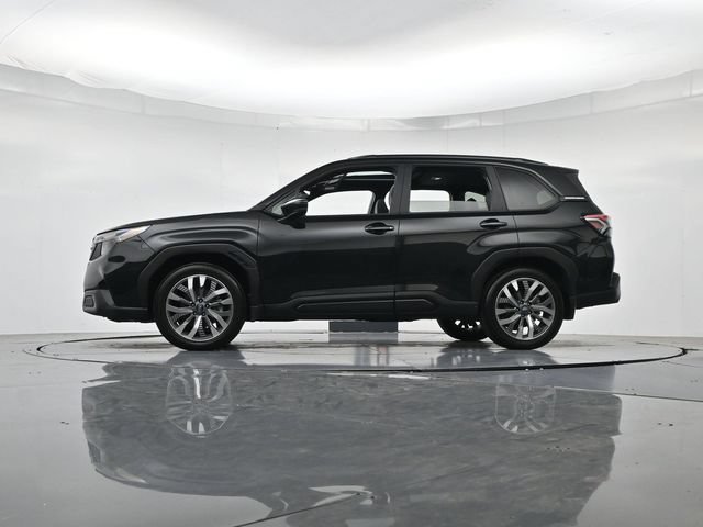 Used 2025 Subaru Forester Touring w/ Popular Package - Touring AWD/4WD image 38