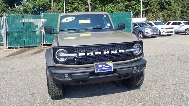 Certified 2025 Ford Bronco Outer Banks w/ Sasquatch Package AWD/4WD image 6