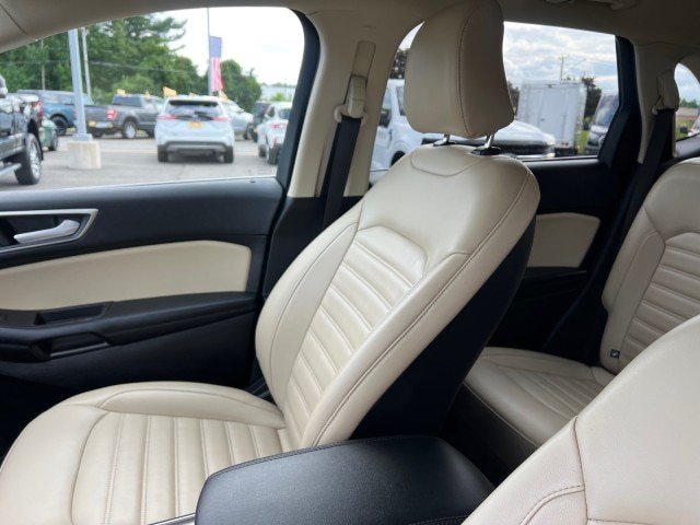 Certified 2024 Ford Edge SEL AWD/4WD image 17