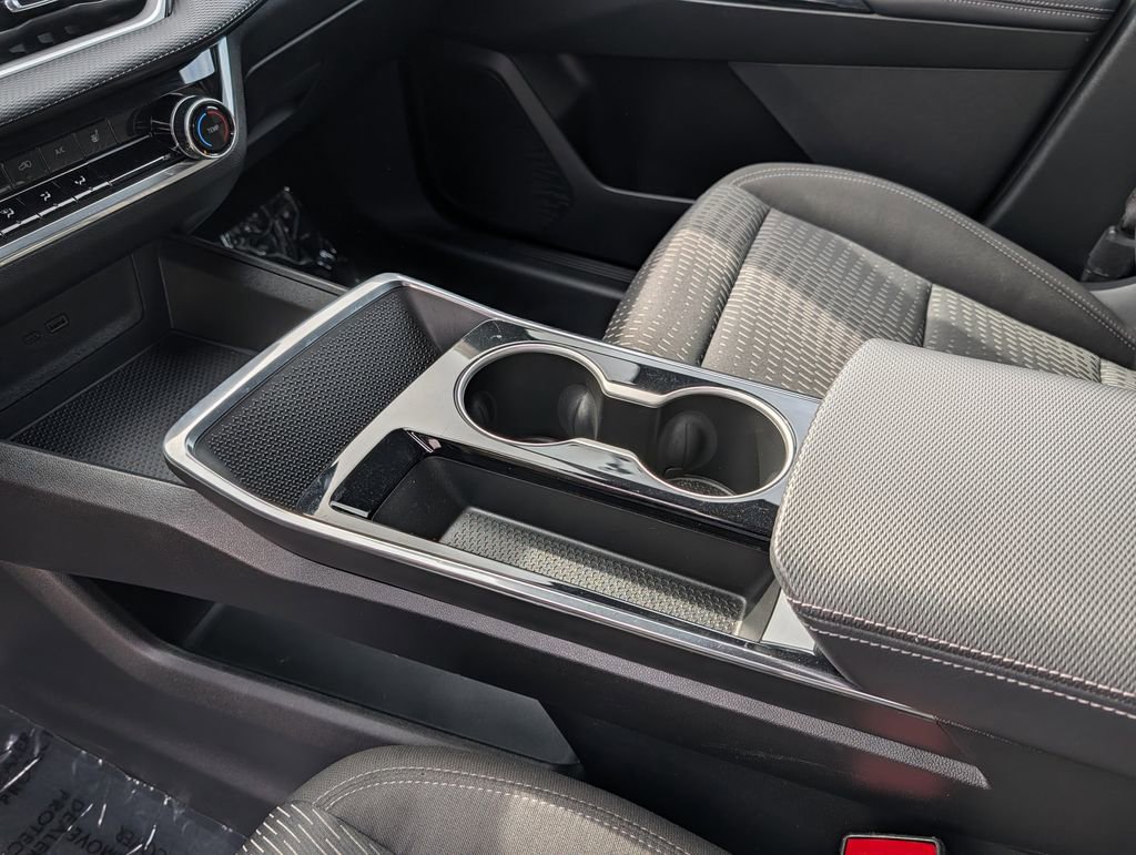 Used 2025 Chevrolet Equinox LT image 22