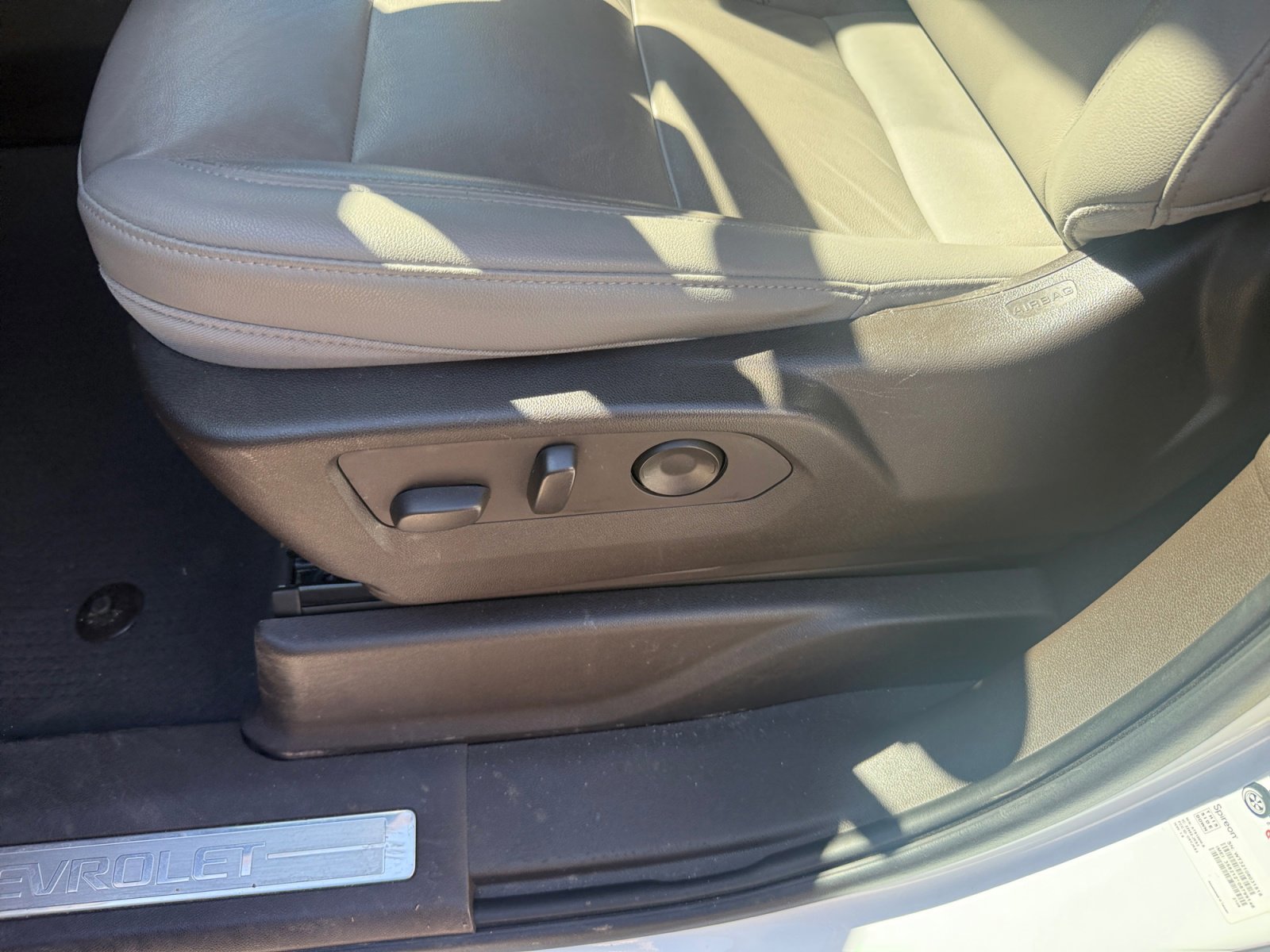 Used 2021 Chevrolet Tahoe LT w/ LT Signature Package image 15