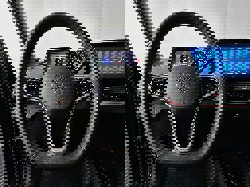 Used 2023 Volkswagen ID.4 Pro S AWD/4WD image 19