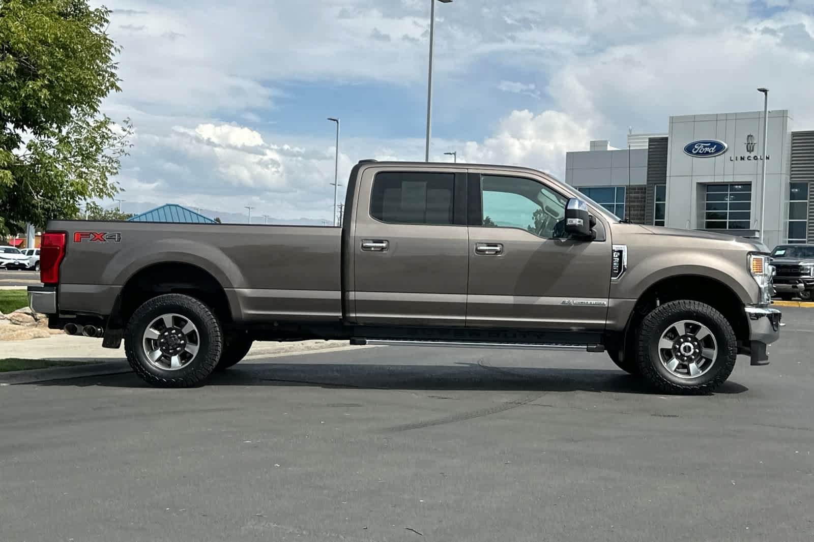 Certified 2022 Ford F350 XLT w/ XLT Premium Package AWD/4WD image 8