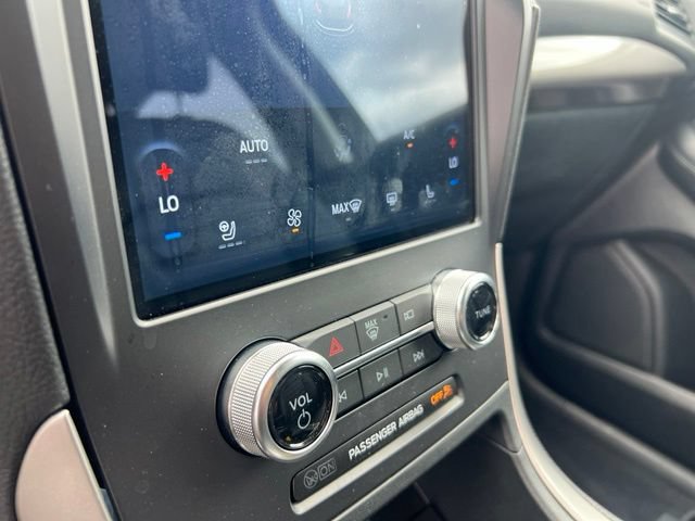 Certified 2024 Ford Edge SEL w/ Convenience Package AWD/4WD image 13