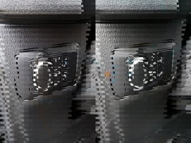 Certified 2025 Ford Escape Active image 14