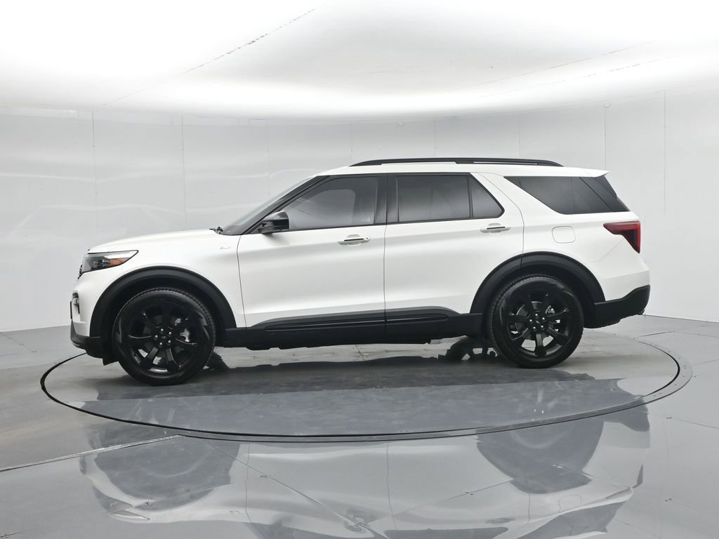 Certified 2023 Ford Explorer ST-Line w/ Class IV Trailer Tow Package image 24