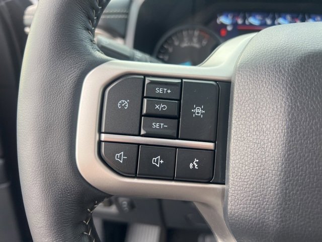 Certified 2024 Ford Expedition XLT image 10