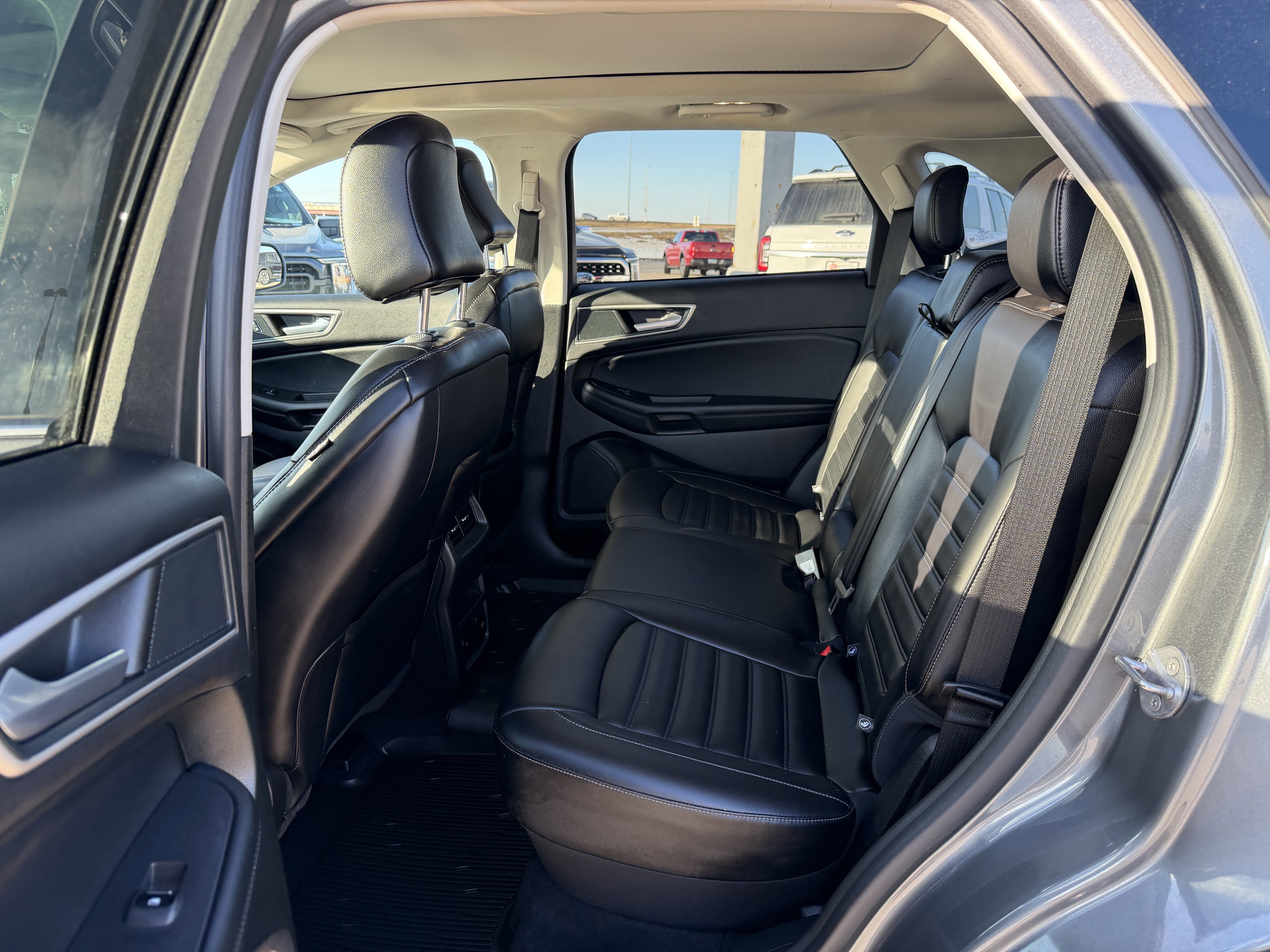 Certified 2024 Ford Edge SEL w/ Convenience Package image 19