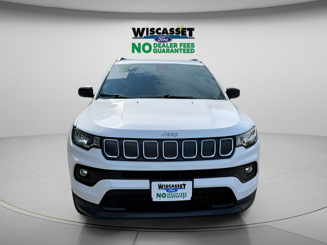 Used 2022 Jeep Compass Latitude w/ Sun and Sound Group AWD/4WD image 10
