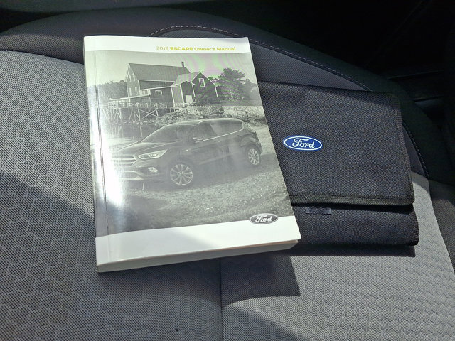 Certified 2019 Ford Escape SE AWD/4WD image 25
