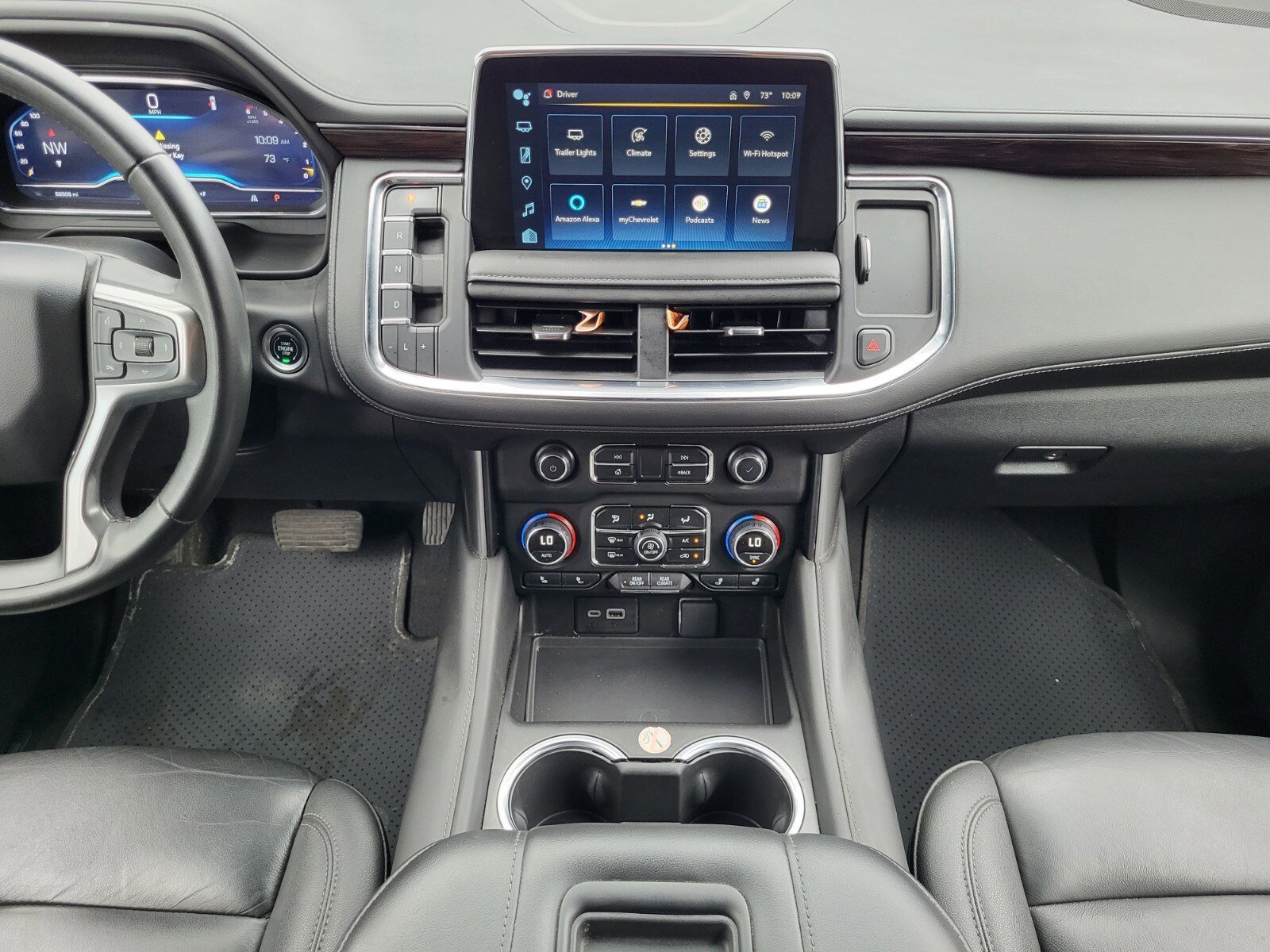 Used 2024 Chevrolet Suburban LT image 15