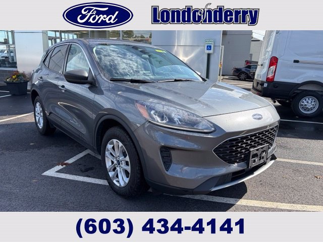 Certified 2022 Ford Escape SE w/ Convenience Package AWD/4WD image 1