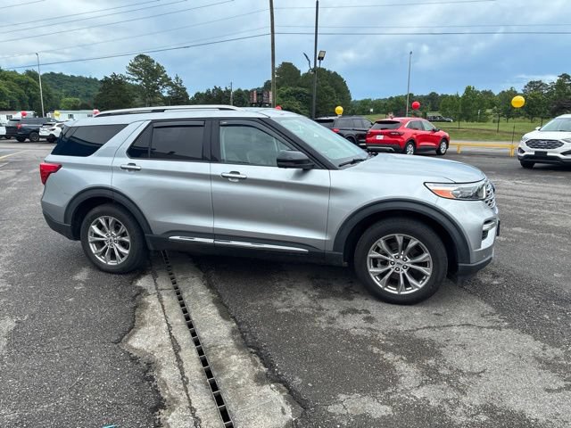Certified 2021 Ford Explorer Limited AWD/4WD image 4
