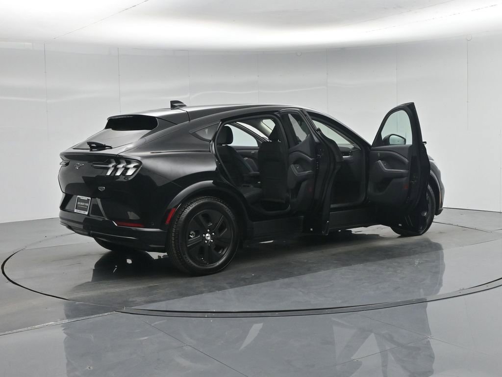 Certified 2022 Ford Mustang Mach-E California Route 1 image 6