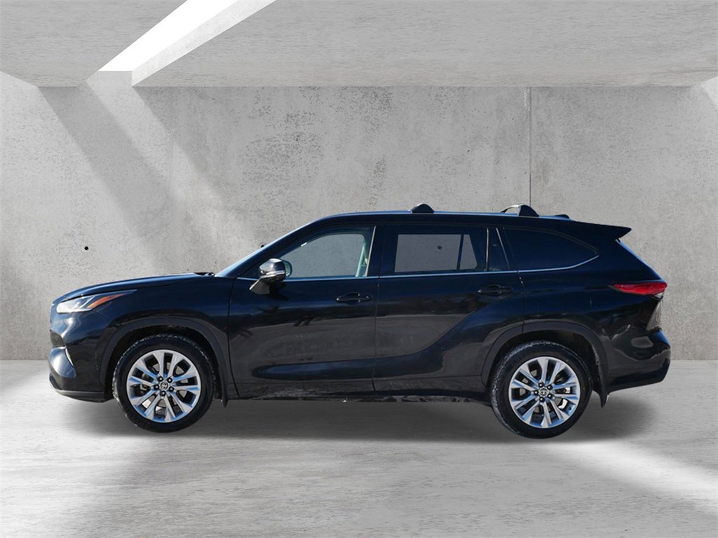Used 2022 Toyota Highlander Limited image 5