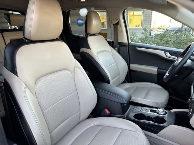 Certified 2020 Ford Escape SEL image 11