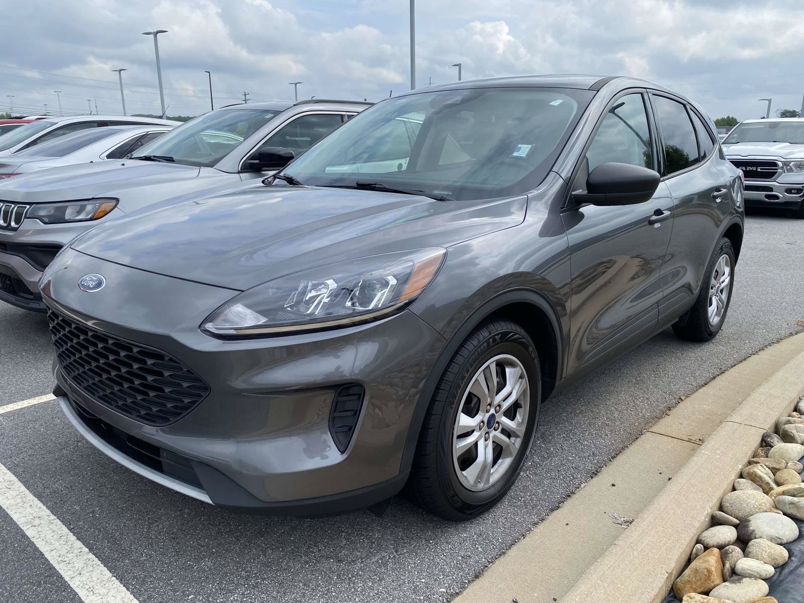 Certified 2022 Ford Escape S FWD image 3