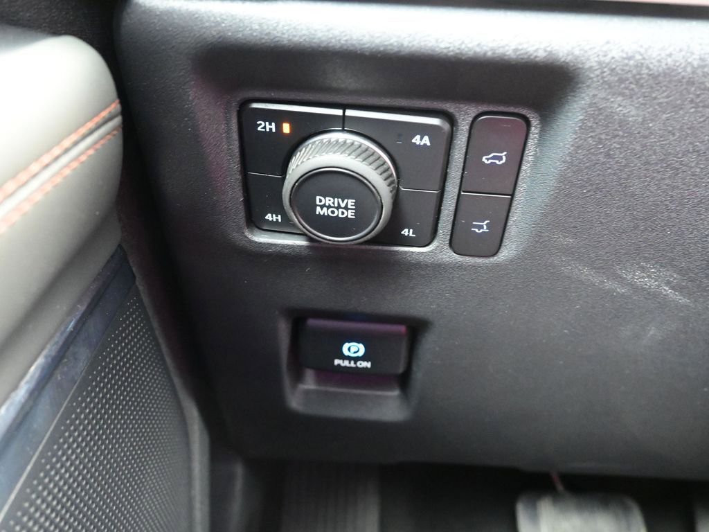 Certified 2025 Ford Expedition Max Active AWD/4WD image 18