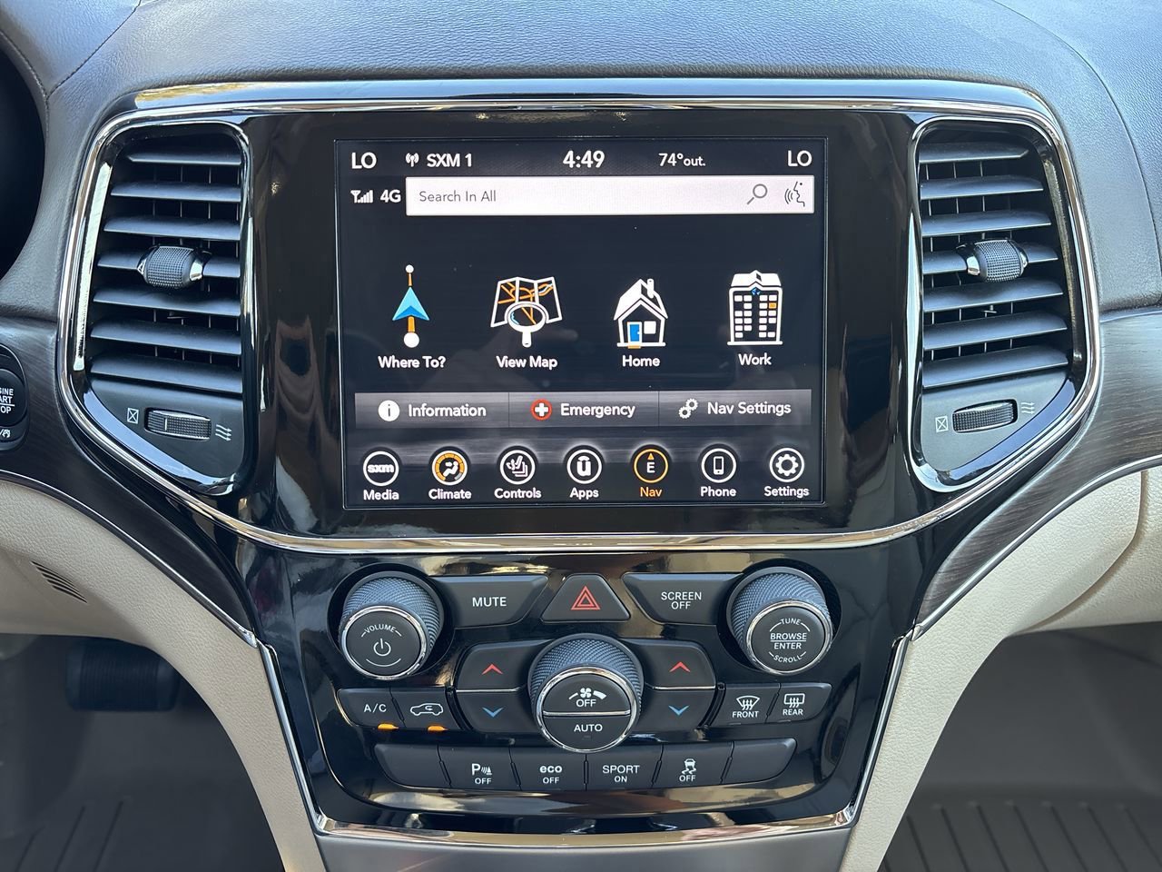 Used 2020 Jeep Grand Cherokee Overland image 28